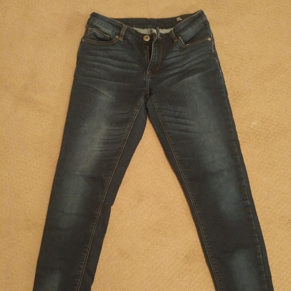 Buffalo Jeans - Faye Mid-Rise Skinny - Picture 1 of 3
